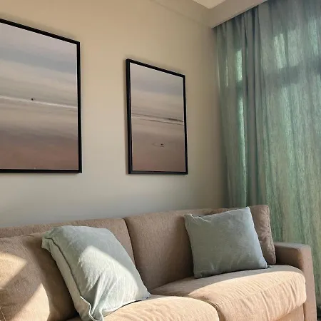 Apartment Lumineux Avec Balcon A Saint-jean-de-luz, A Deux Pas De La Et Des Commerces - Fr-1-239-839 *